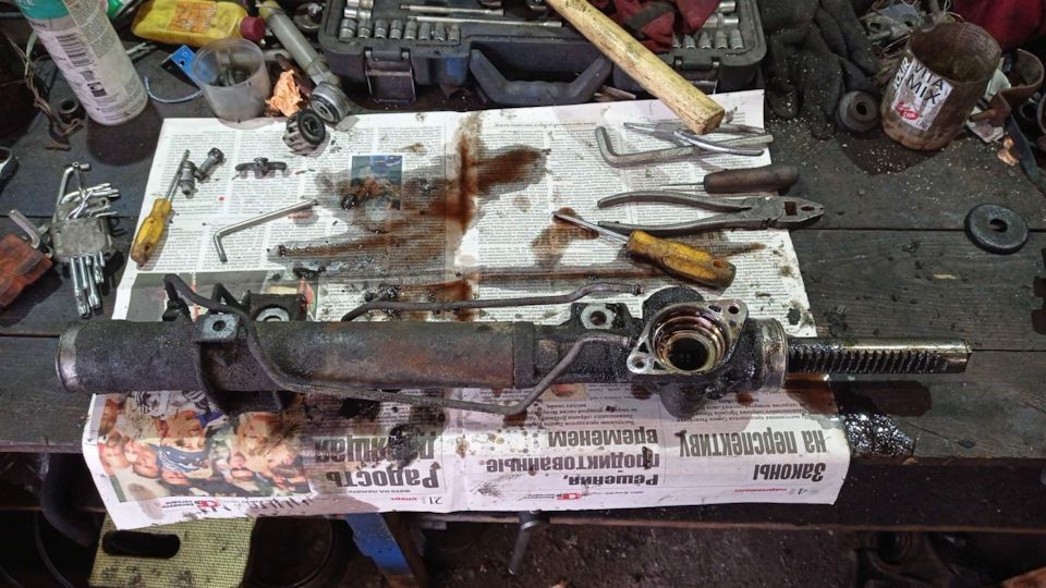 Ремонт и замена рулевой рейки