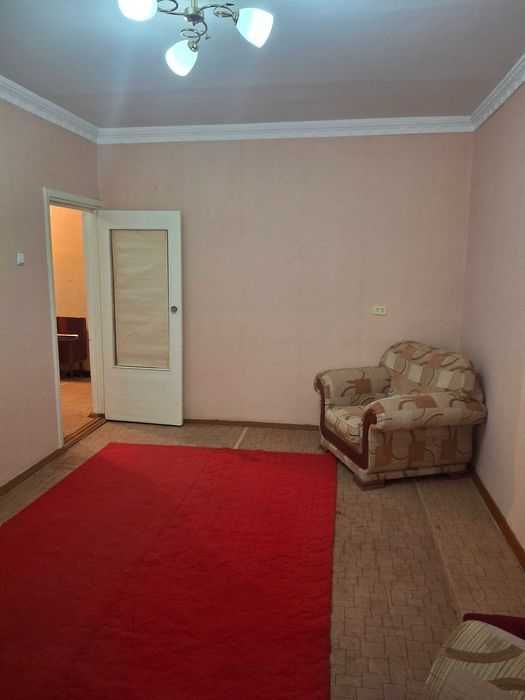 Продаётся 3комнатная 77серия метро Чиланзар.