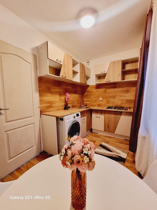 Garsoniera Decomandata, Dristor, Aleea Moreni