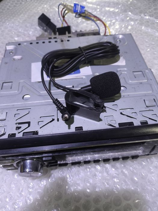 Авто сд Pioneer DE-4700BT Bluetoot/USB/MP3 +подарък микрофон