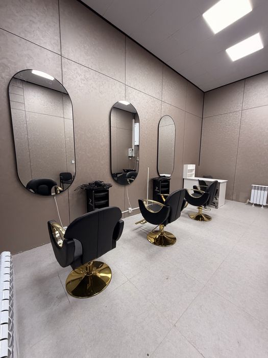 Парикмахерское кресло