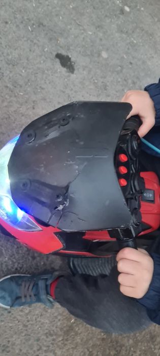 Motoreta electrica cu melodii si lumini