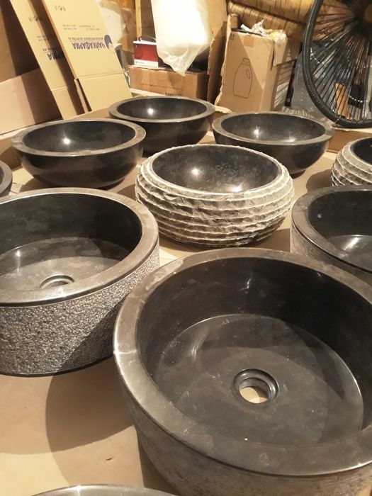 Мивки от естествен камък