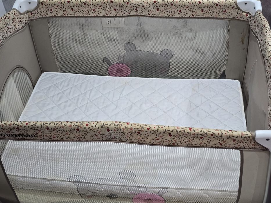 Vând pătuț de copil în stare foarte bună