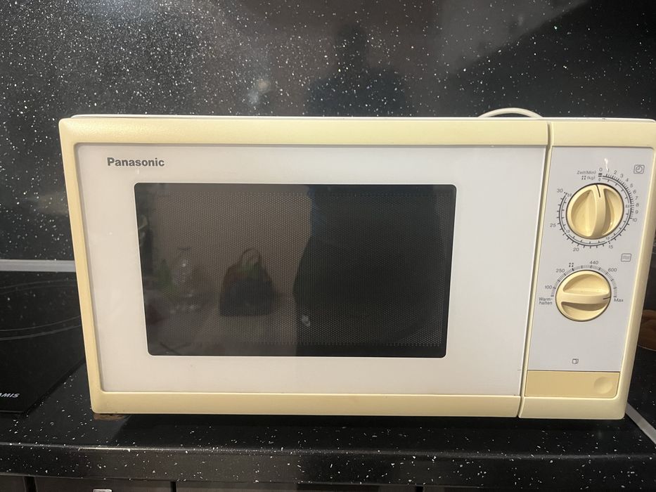 Микровълнова фурна PANASONIC