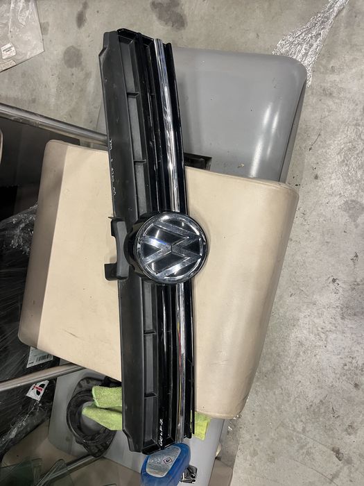 2 броя Решетка VW Golf 7 face