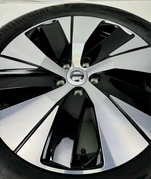 Jante originale Volvo XC 40 pe 18