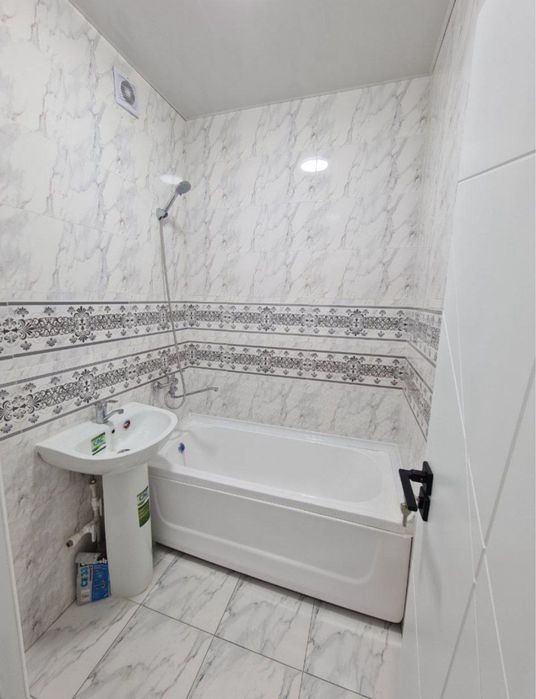 х Метро Мирзо Улугбек 2в3/4/4 Чиланзар 2 кватрал,Разделка,Продается