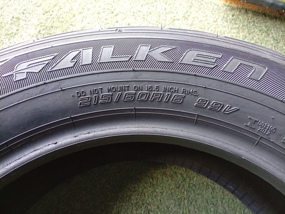215 60 16 Falken 60 lei bucata