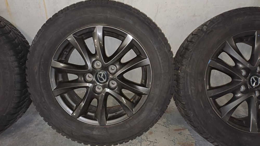 Оригинални черни 16-ки джанти за Mazda CX-3