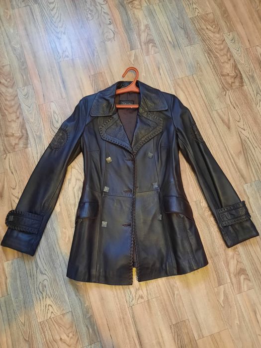 Кожаный осенний сюртук