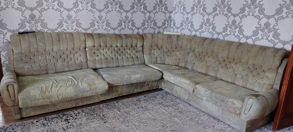 Срочно продам диван Г- образный