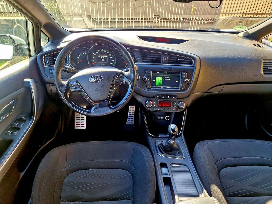 KIA Ceed 2017 — imagine 2