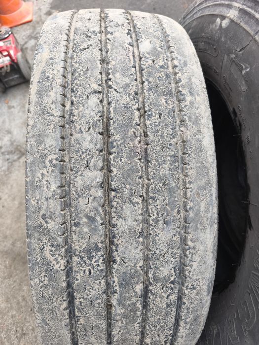 Продам резину 305/70 r19.5