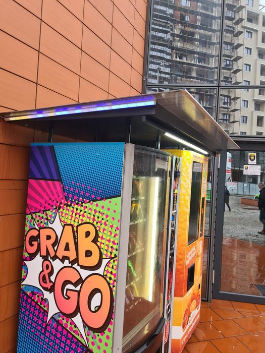 Покрив за вендинг машини