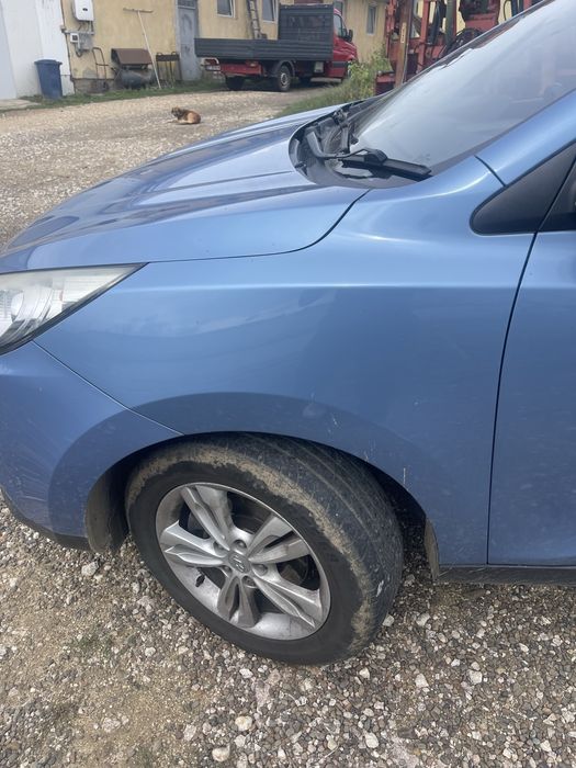 Bara fata Hyundai ix35 an 2010-2016 Completa ( capota aripa far trager