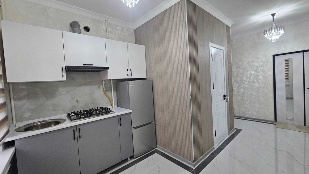 Продается Феруза, 1/4/5, балкон 2*6 с Евроремонтом