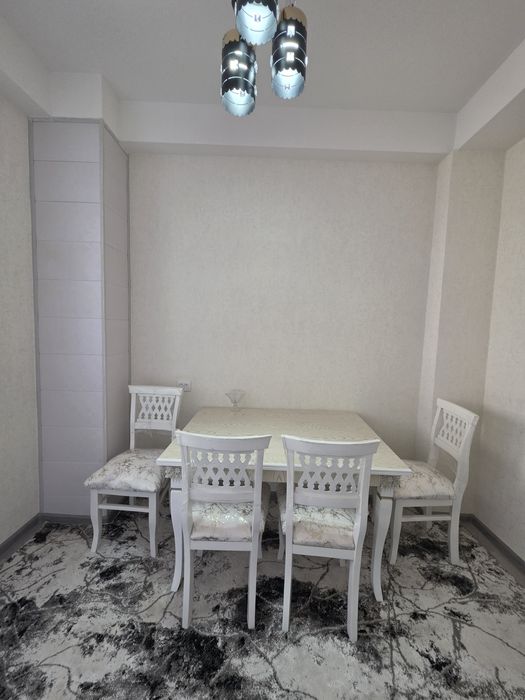 3  Xona  Abstanofka 400$ Gulzor Yangi xayot