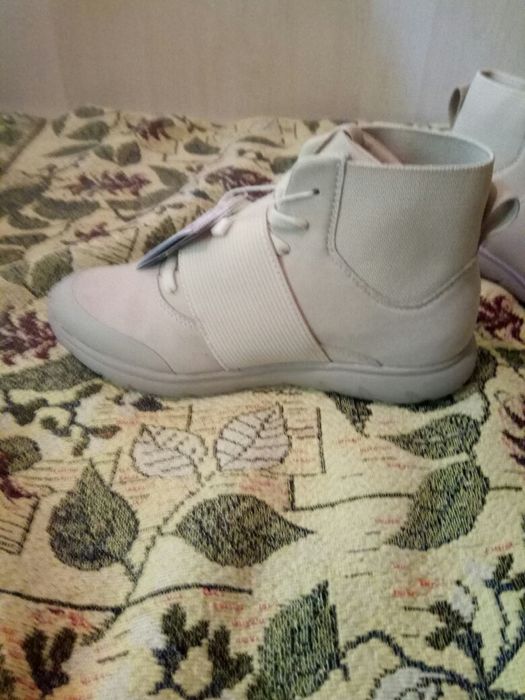 Нови детски обувки Zara