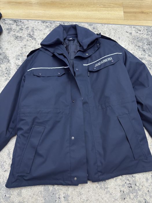 Haine jandarmi nepurtate