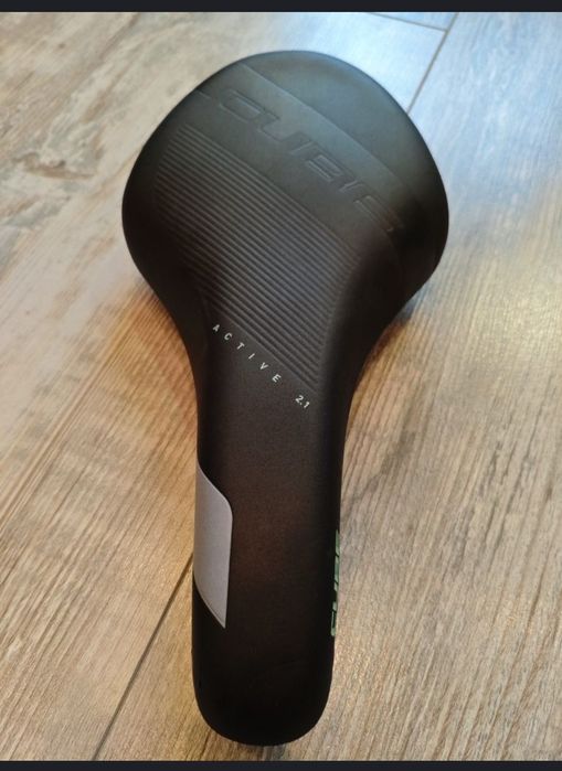 Седалка от  Cube