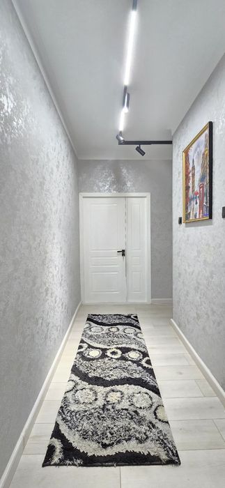 Срочно сотилади 2 хонали евро квартира