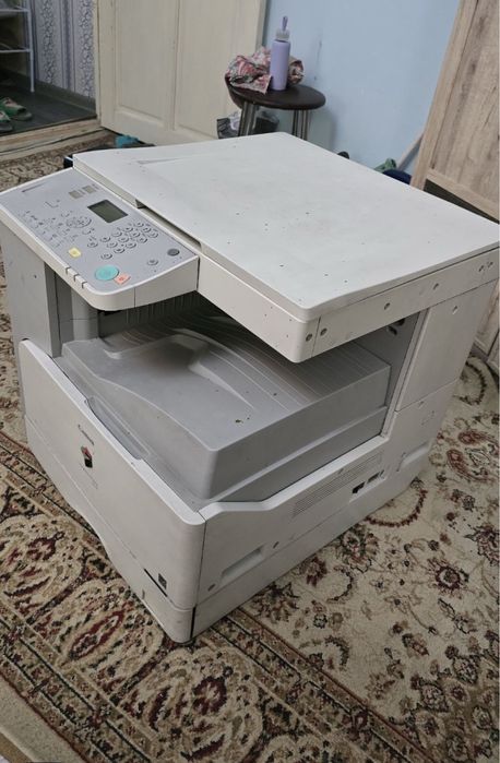 Принтер, canon imageRunner 2318l