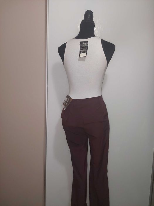 Pantaloni office Zara, maro