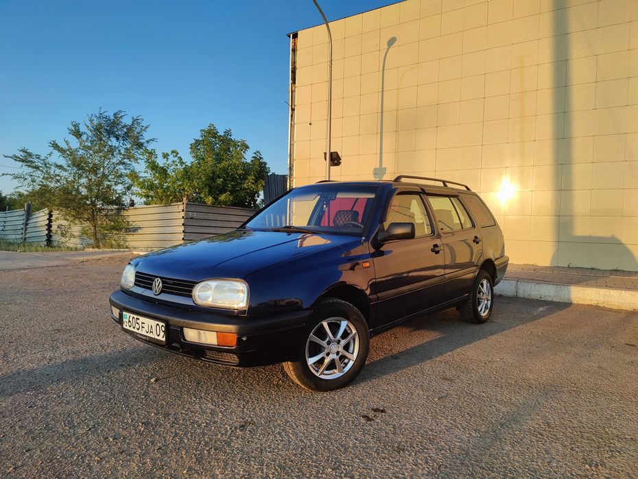 Volkswagen golf3 универсал 1995 г.в.