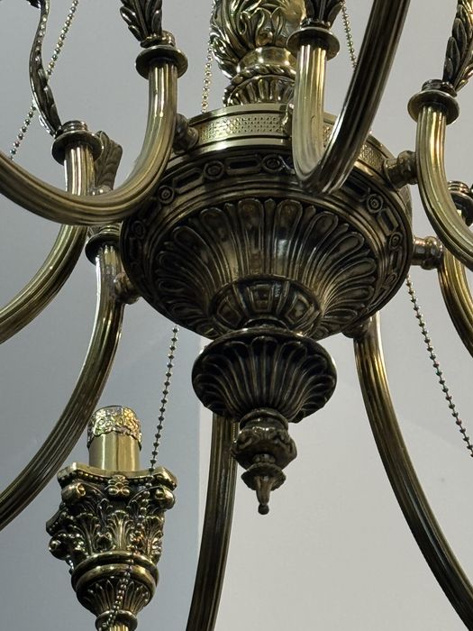 Candelabru( lustra) bronz masiv