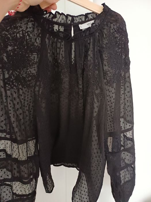 Елегантни блузи Mango S/XS/M/L червена/ черна цветя/ дантела