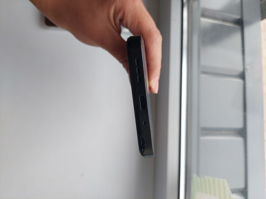 Продаю Редми 13С 256 гб