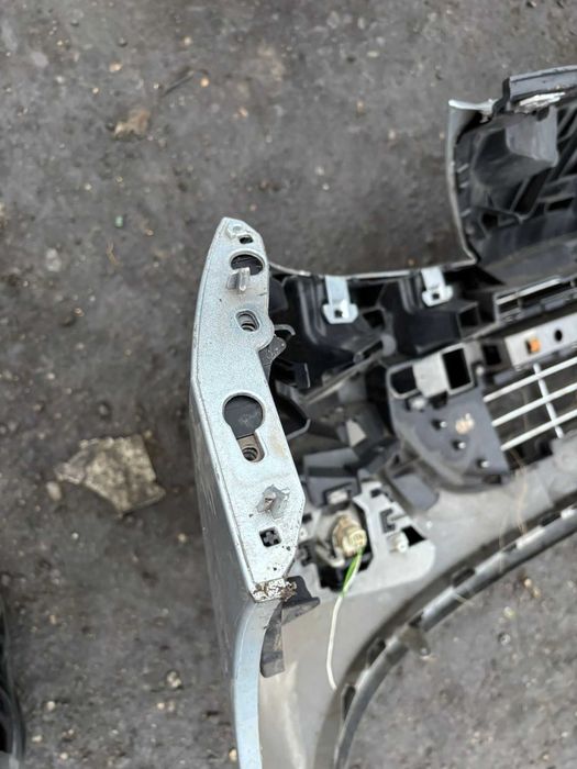 Bara fata Peugeot 207