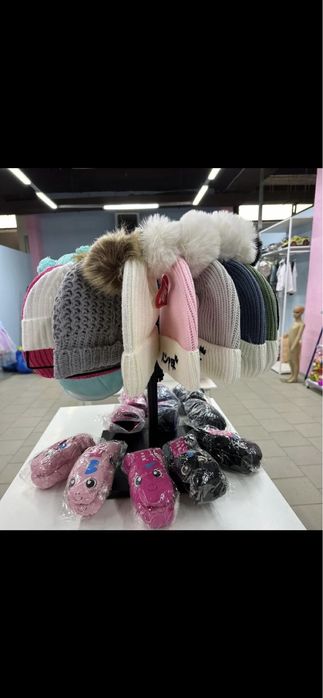 Стойка для шапок