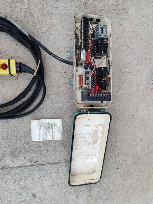Управление за телфер/ел. двигател, ново, идеално работещо.