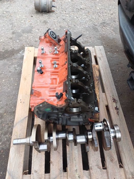 Ревизиран и ребилднат двигател 6.4 SRT HEMI за Dodge, Jeep, Chrysler