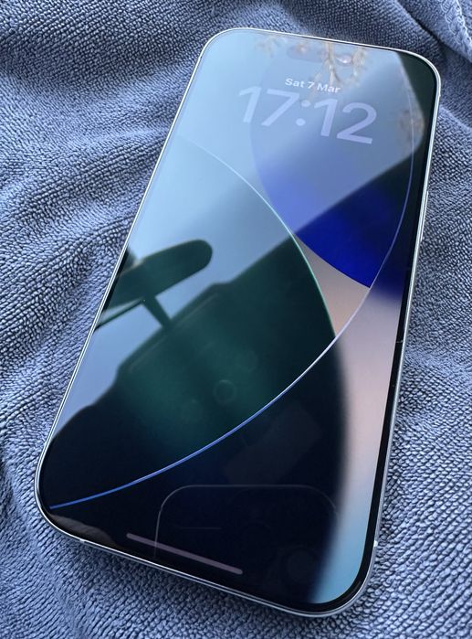 IPhone 16 Pro 128GB - 100% battery