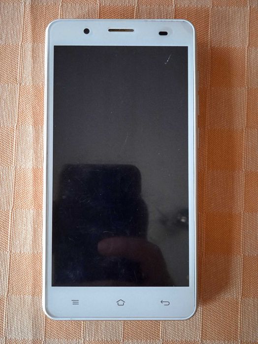 Mediacom Phone PAD G511 Dual SIM (развален дисплей)