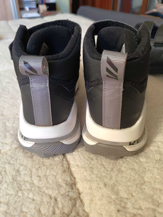 Детски спортни обувки, ботуши Adidas