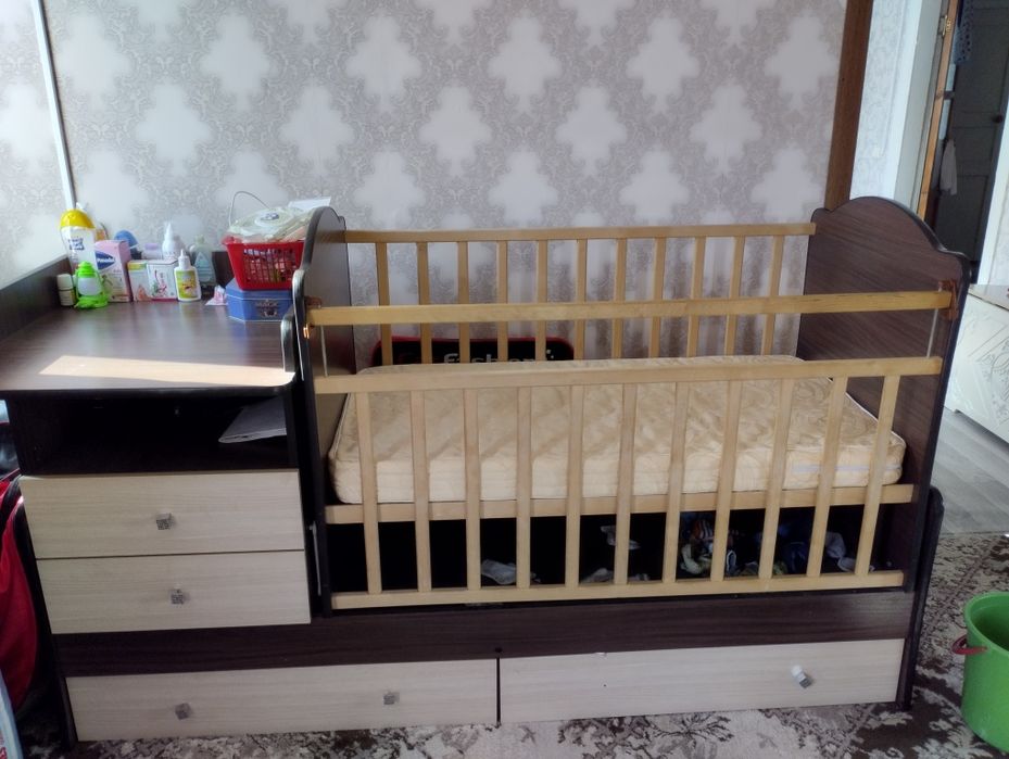 Продам манеж детский