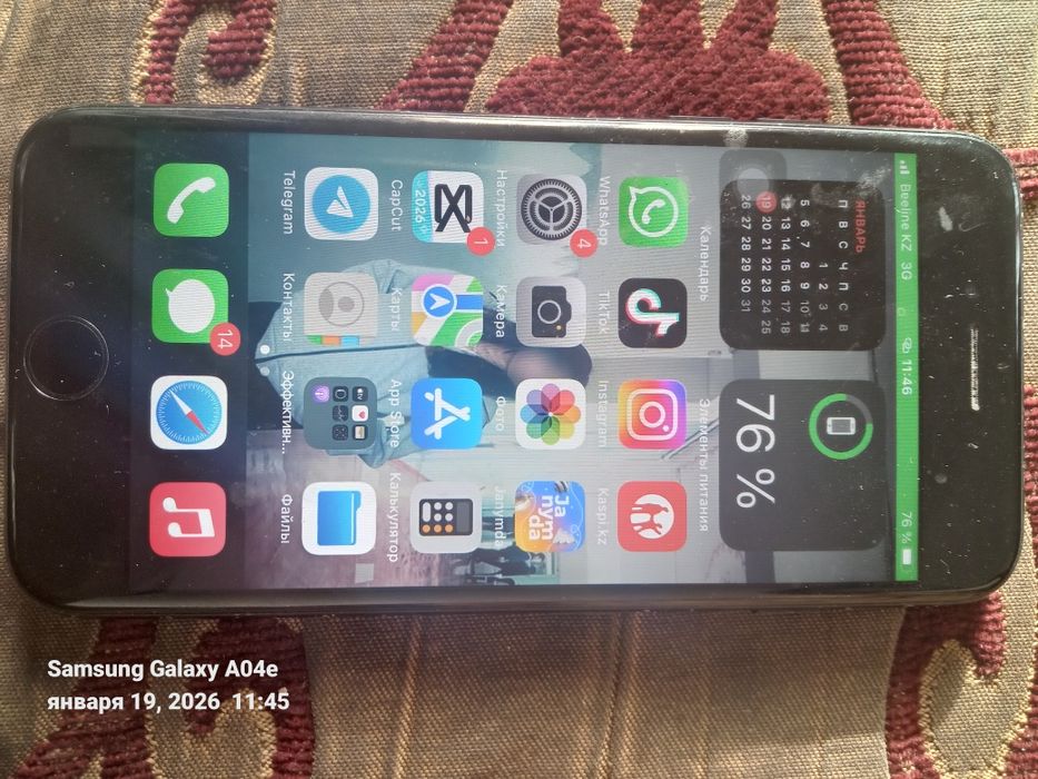 Айфон 7в хорошо состоянии