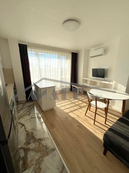 Дава се под наем Двустаен апартамент в Пловдив, Южен - 60 кв.м за 458.49 € - Снимка #2