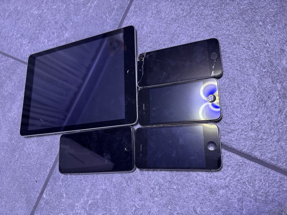 Lot piese iphone 4, 4s , 5 ,6 , xs, ipad 5