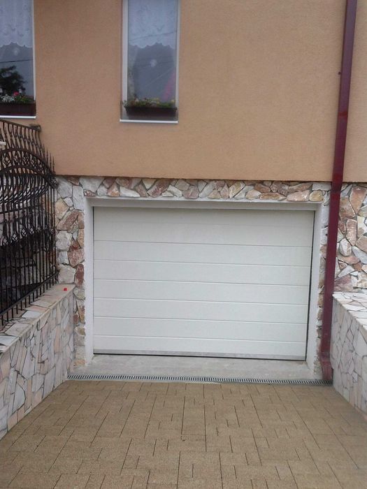 Usi de garaj sectionale | usa garaj | porti garaj automate sau manuale