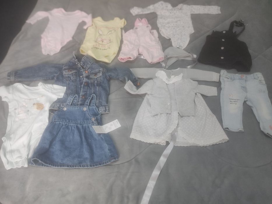 Lot hăinuțe bebeluș plus încălțăminte