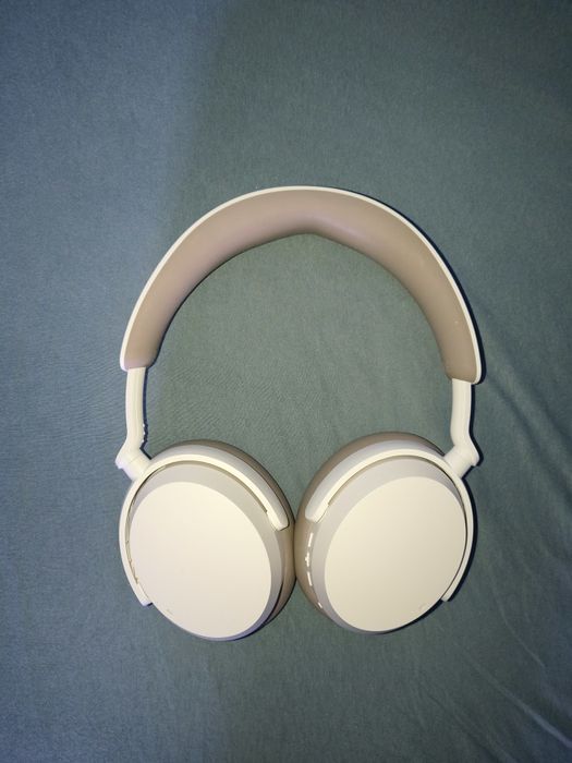 Căști Bluetooth cu ANC Sennheiser Accentum