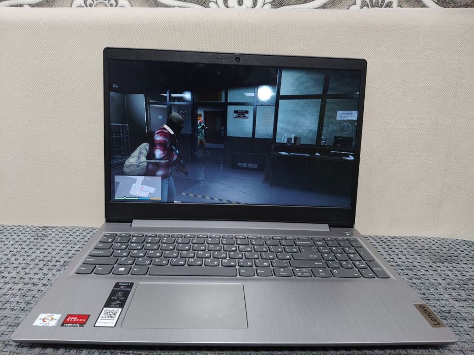 Ноутбук Lenovo
в комплекте