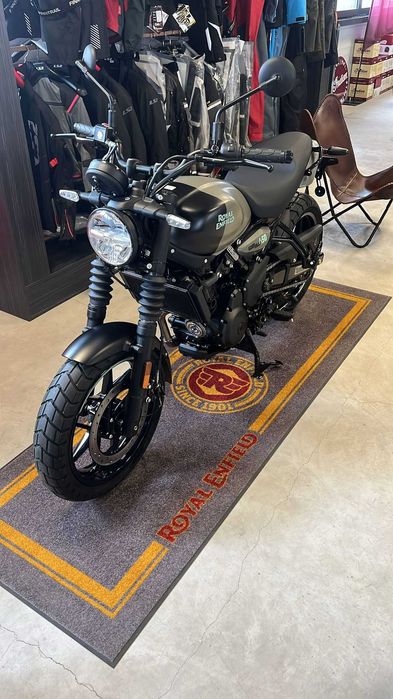 Royal Enfield Guerrilla 450- PERMIS A2
