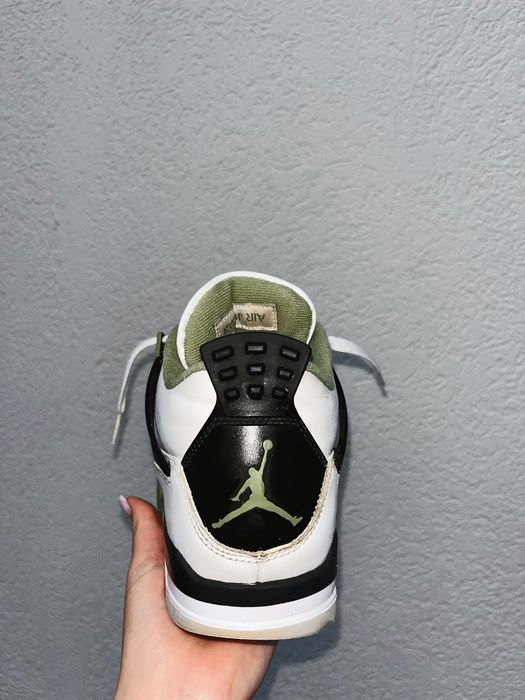 Jordan 4 Retro Seafoam