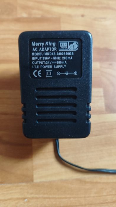 iRobot Roomba 400, Discovery, Roomba SE - работещ, за нова батерия.